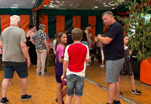 b0d9c637-4e48-4d92-bdd8-51233017e653